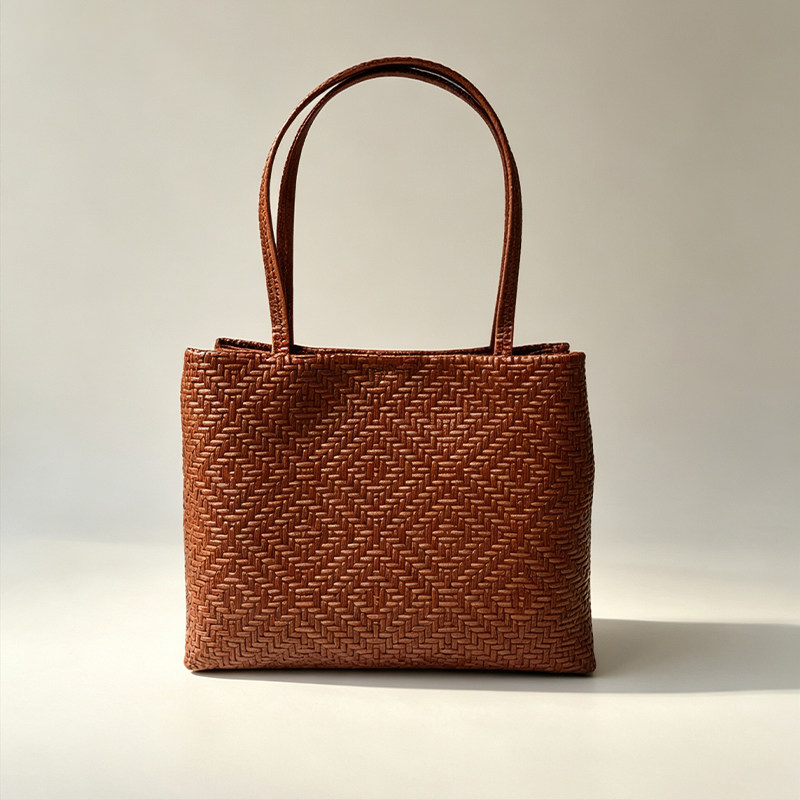Leatherwork Designs - Tas Tote Mendy Kulit Asli Anyaman